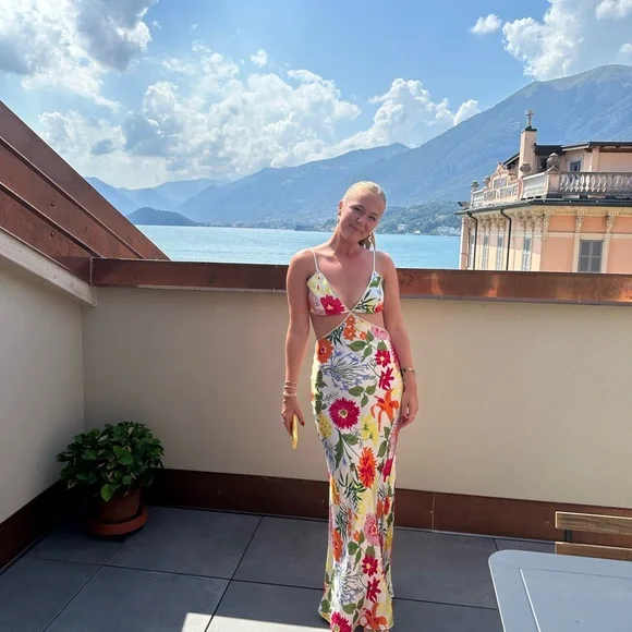 Reformation Cut-Out Floral Maxi Dress - Picture 5 of 6